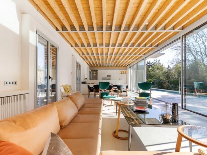 Modern House with Pool and Garden in Sant Cugat del Valles, Barcelona