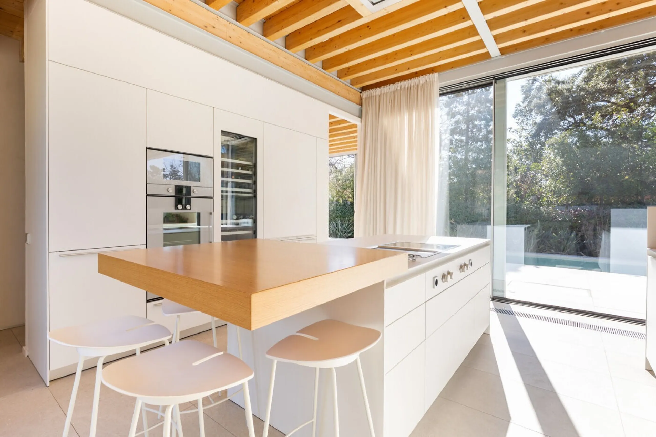 Modern House with Pool and Garden in Sant Cugat del Valles, Barcelona