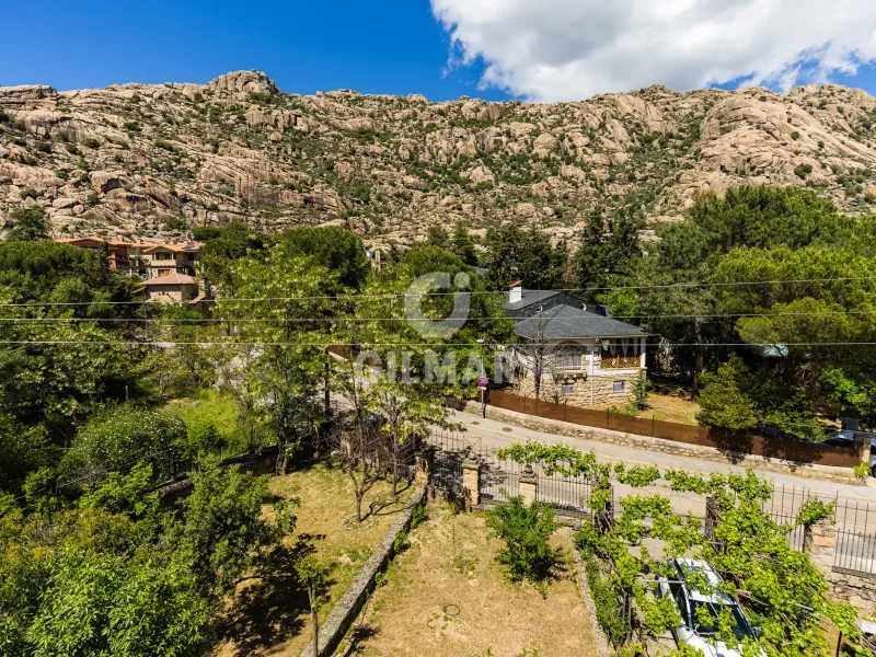 Villa in Manzanares El Real - Madrid