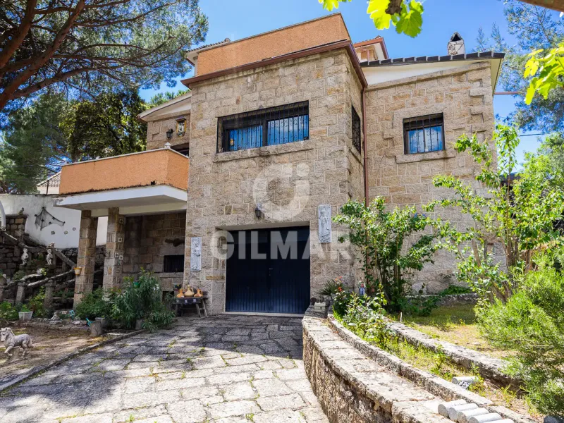 Villa in Manzanares El Real - Madrid