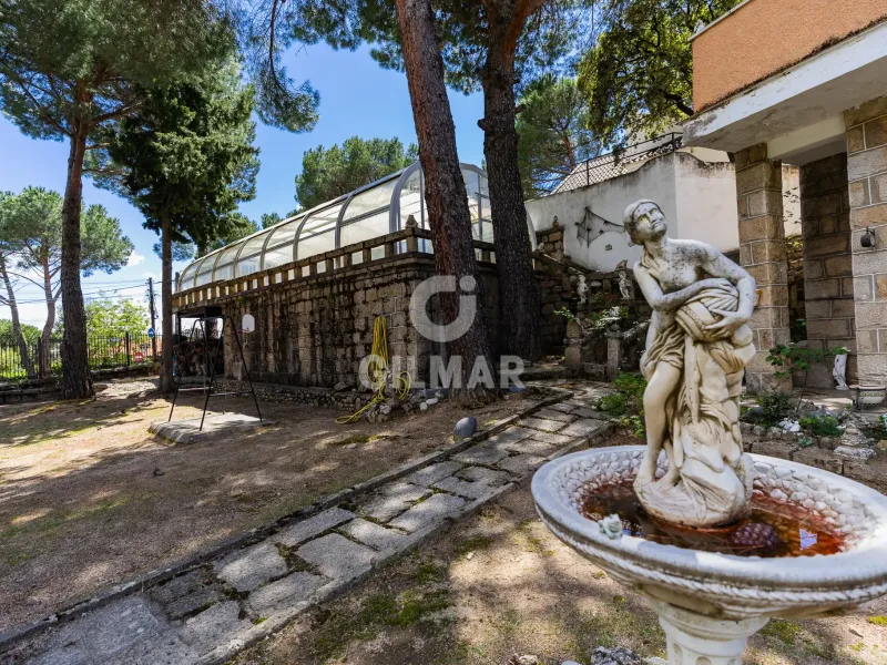 Villa in Manzanares El Real - Madrid