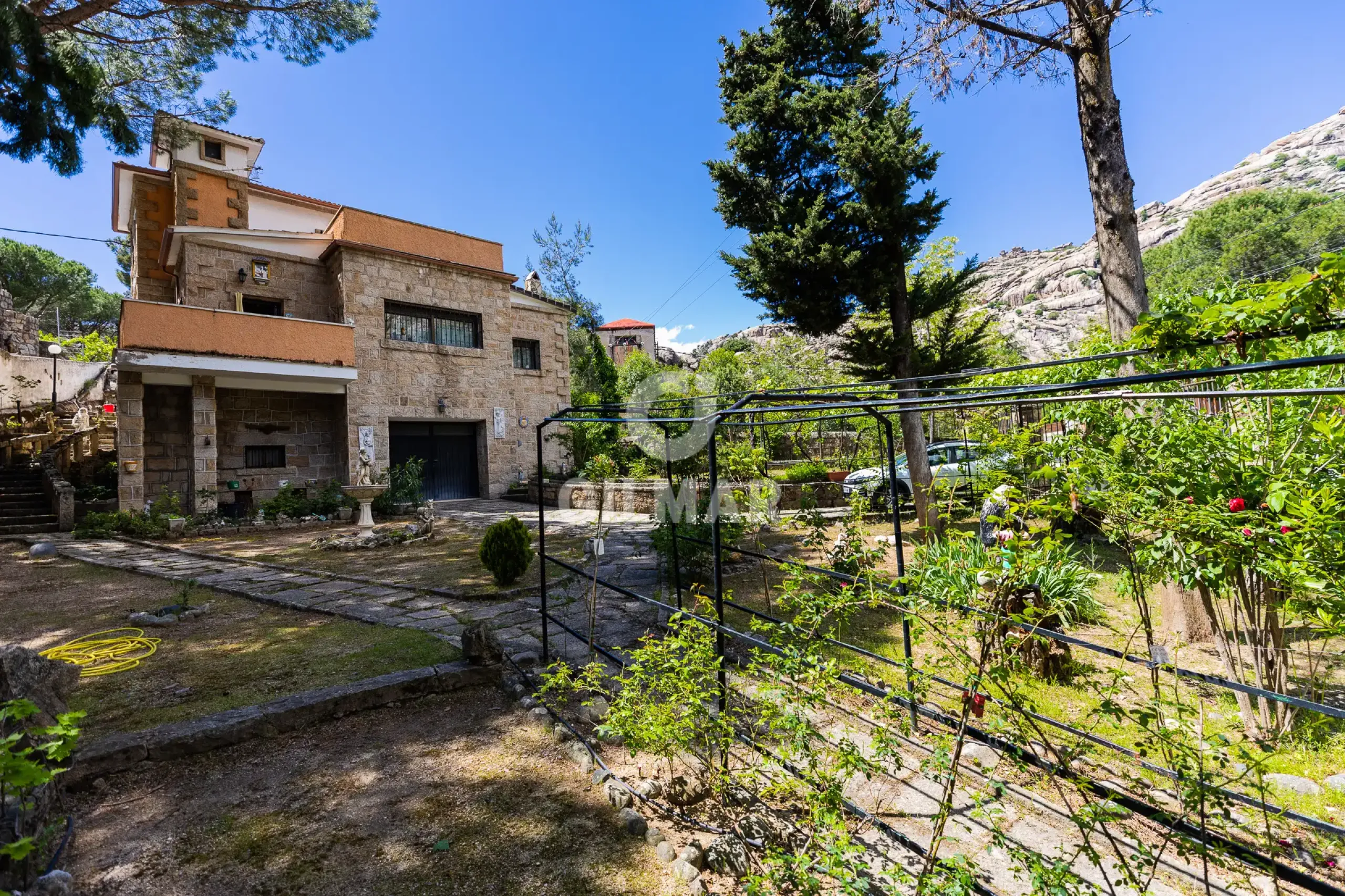 Villa in Manzanares El Real - Madrid