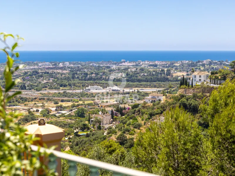 Apartment in Benahavís - Málaga