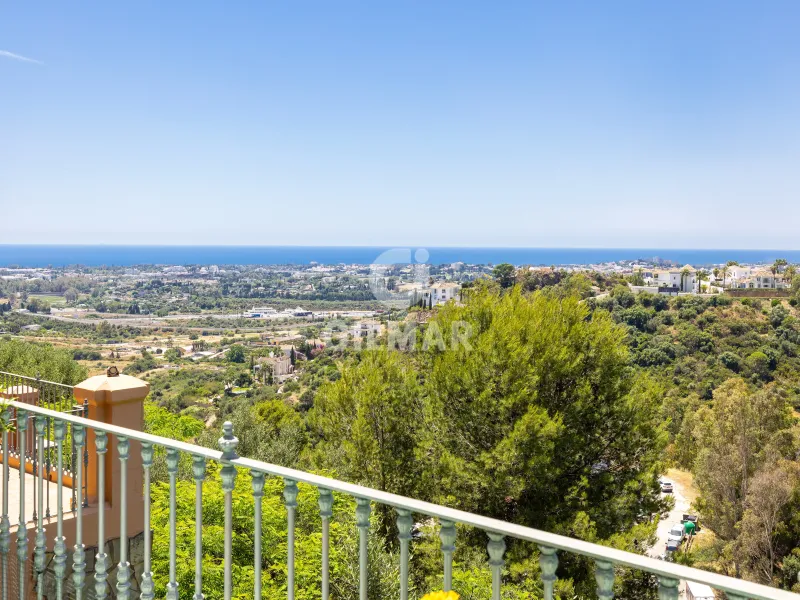 Apartment in Benahavís - Málaga