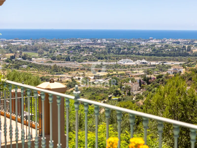 Apartment in Benahavís - Málaga