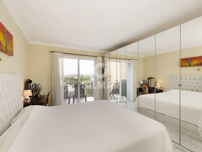 Apartment in Benahavís - Málaga