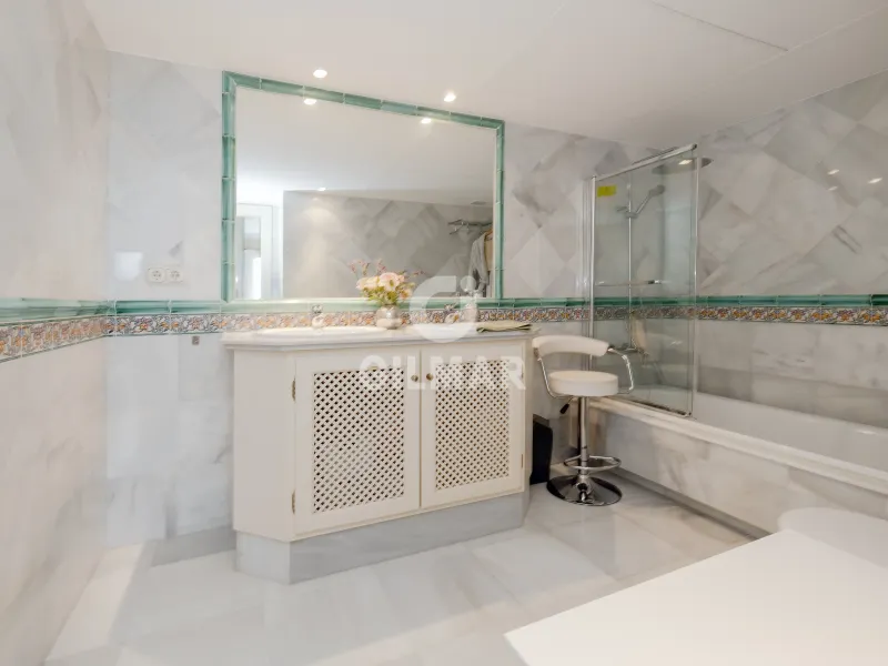 Apartment in Benahavís - Málaga
