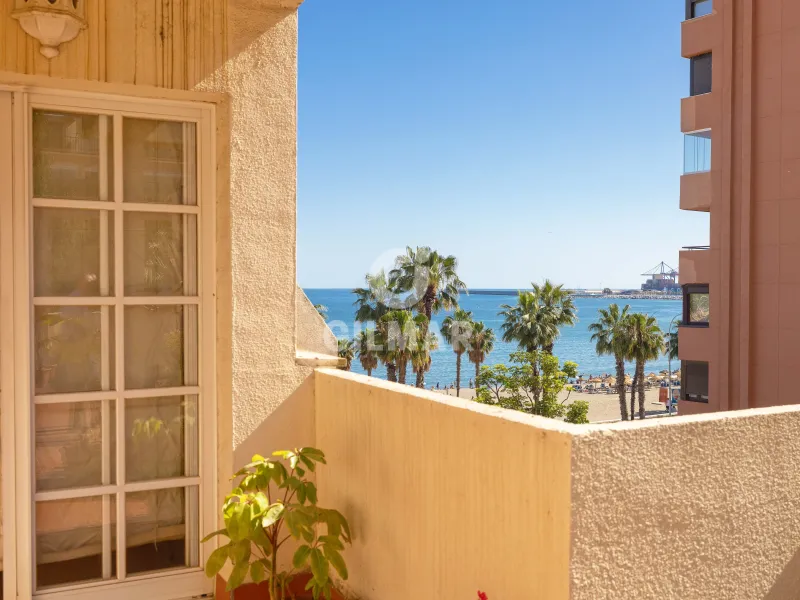 Penthouse in Málaga Este - Málaga