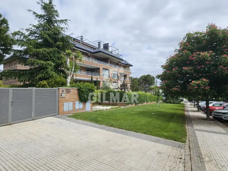 Ground floor apartment in Majadahonda - Madrid