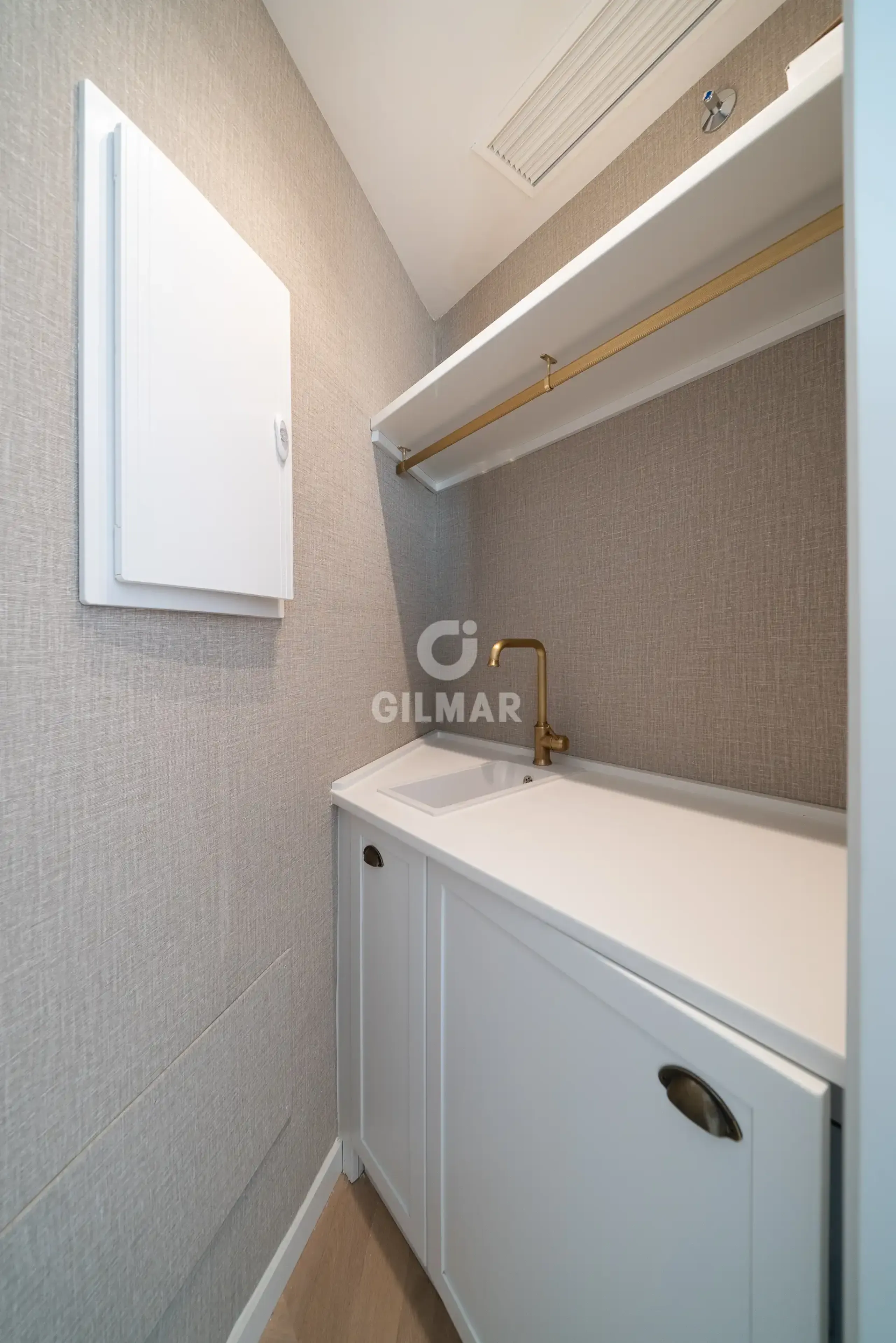 Apartment in Trafalgar - Madrid