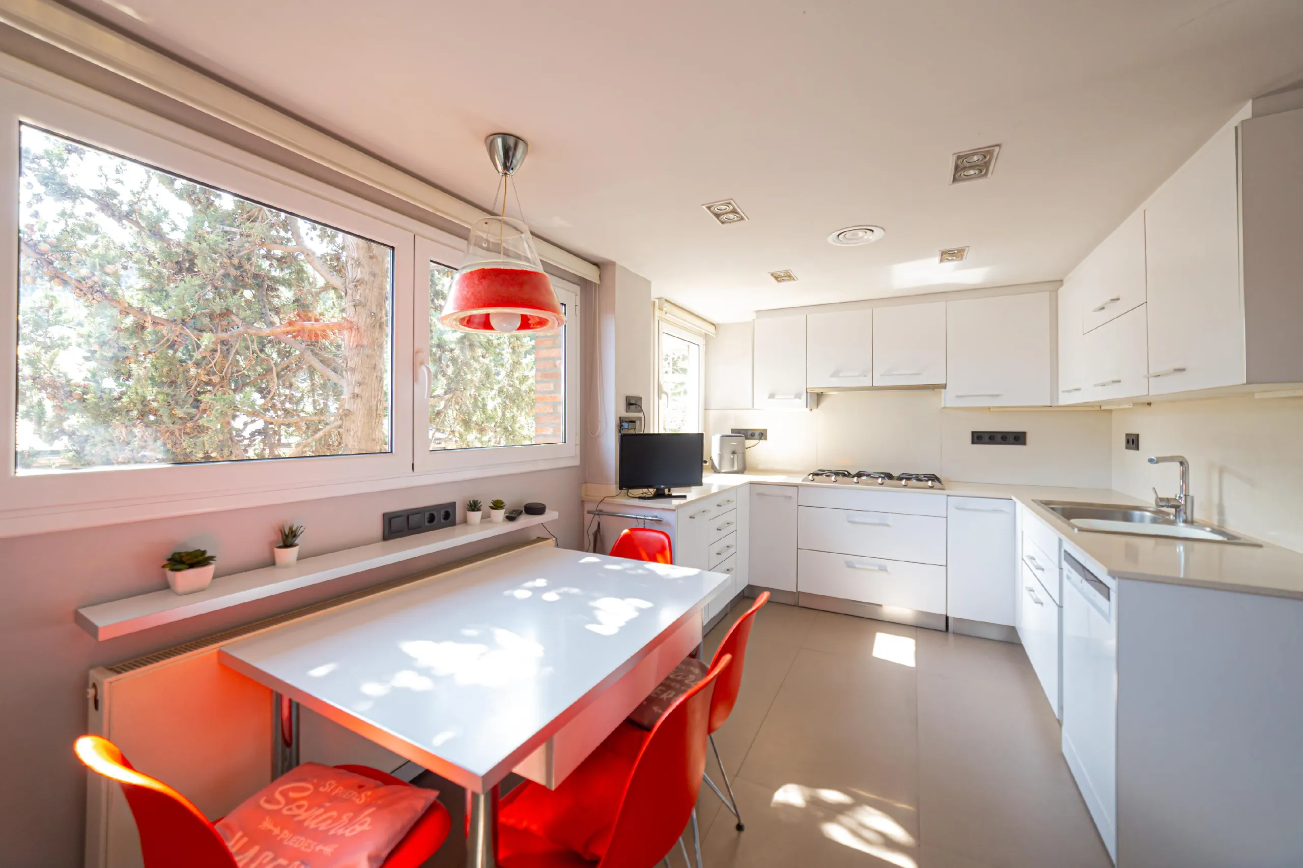 Impresionante dúplex, completamente reformado, en el barrio de Guinardó, Barcelona