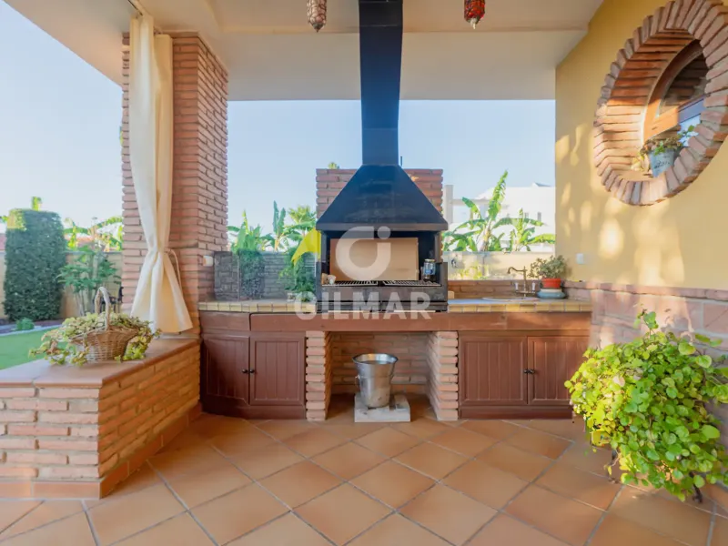 Villa in Montequinto - Sevilla