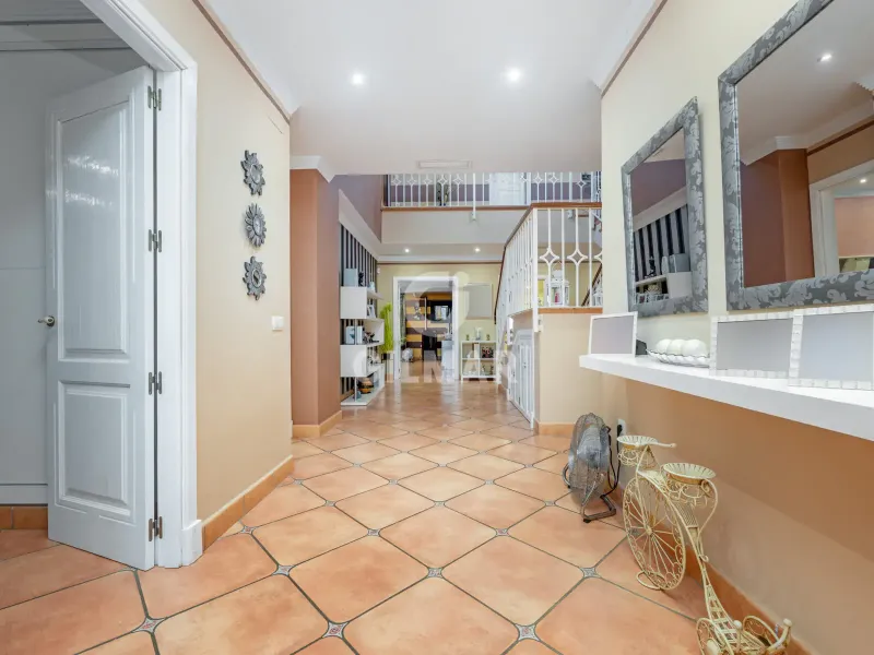 Villa in Montequinto - Sevilla