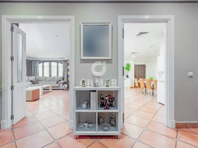Villa in Montequinto - Sevilla