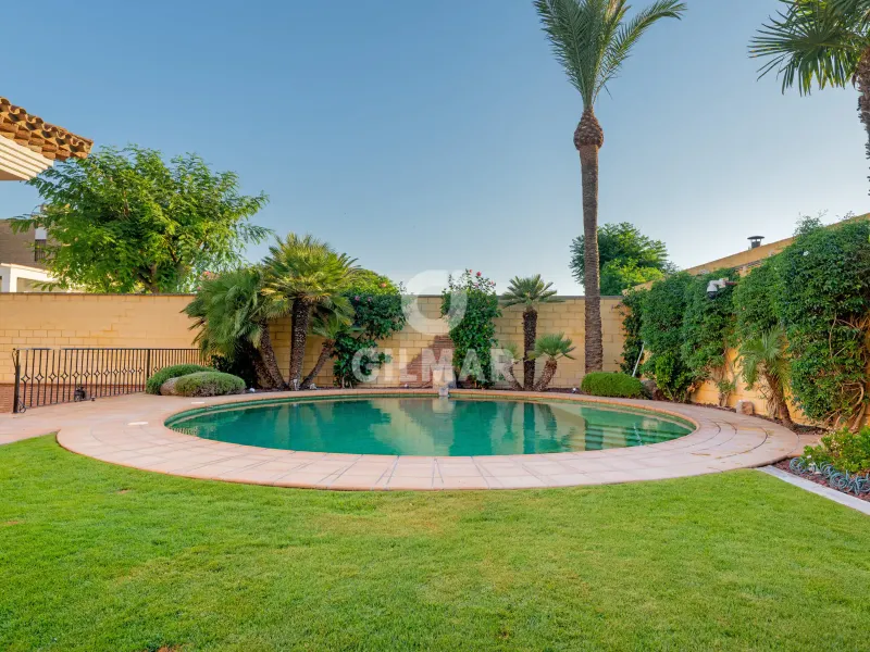 Villa in Montequinto - Sevilla