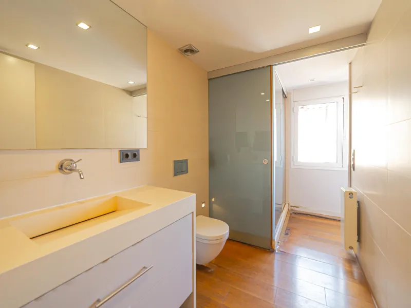 Impresionante dúplex, completamente reformado, en el barrio de Guinardó, Barcelona