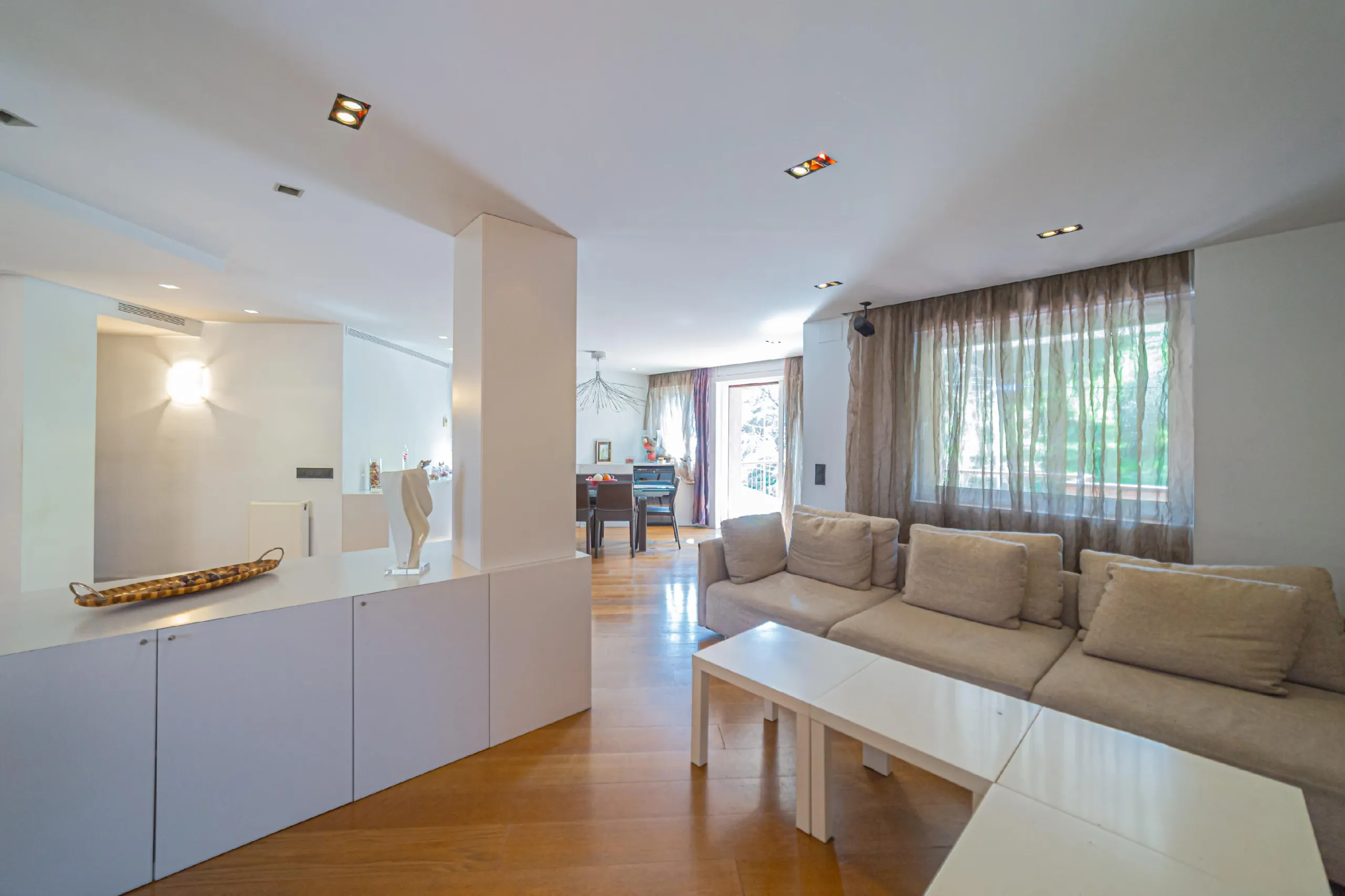 Impresionante dúplex, completamente reformado, en el barrio de Guinardó, Barcelona
