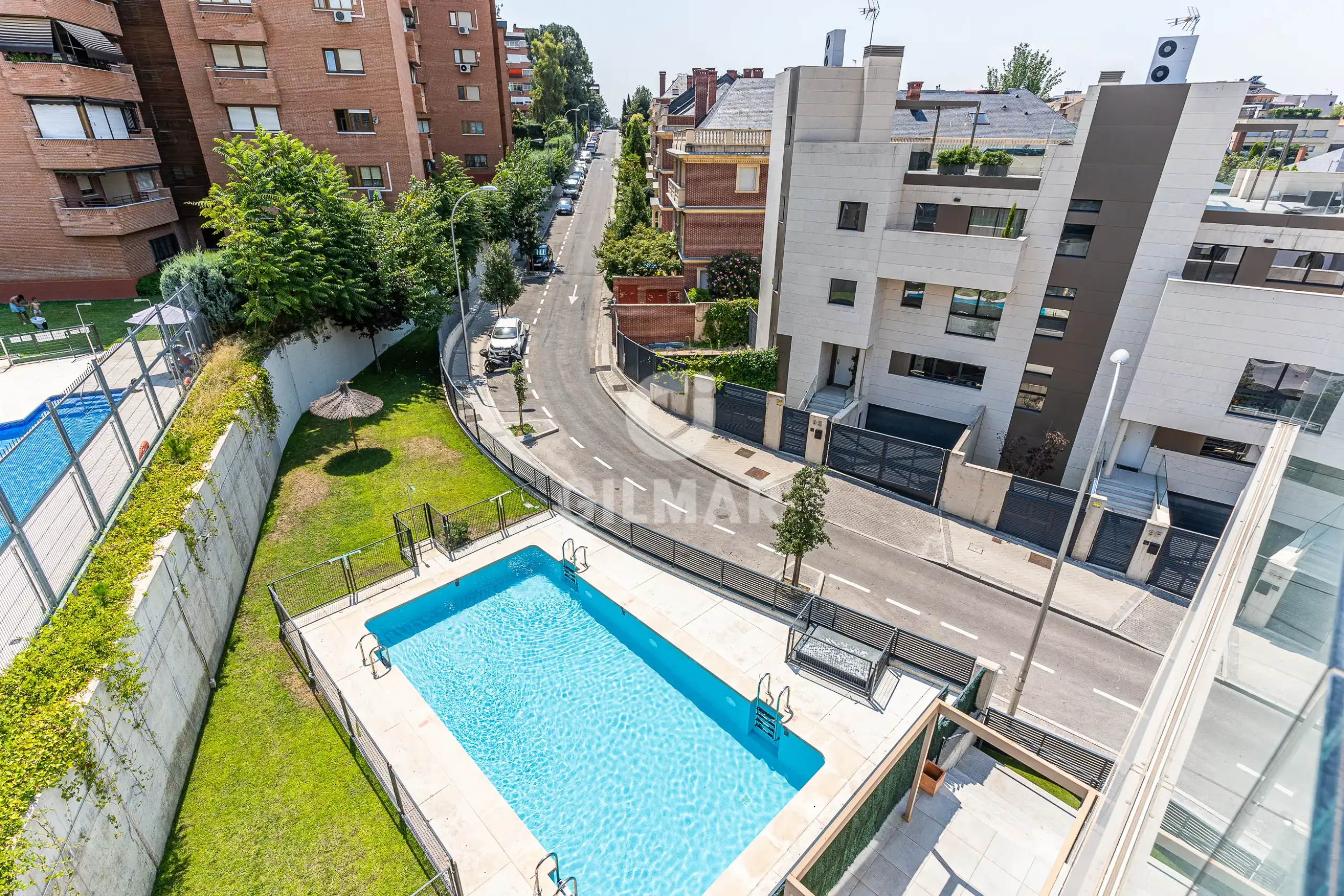Semi-detached house in Peñagrande - Madrid