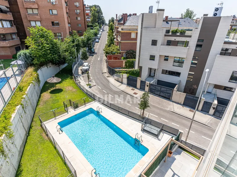 Semi-detached house in Peñagrande - Madrid