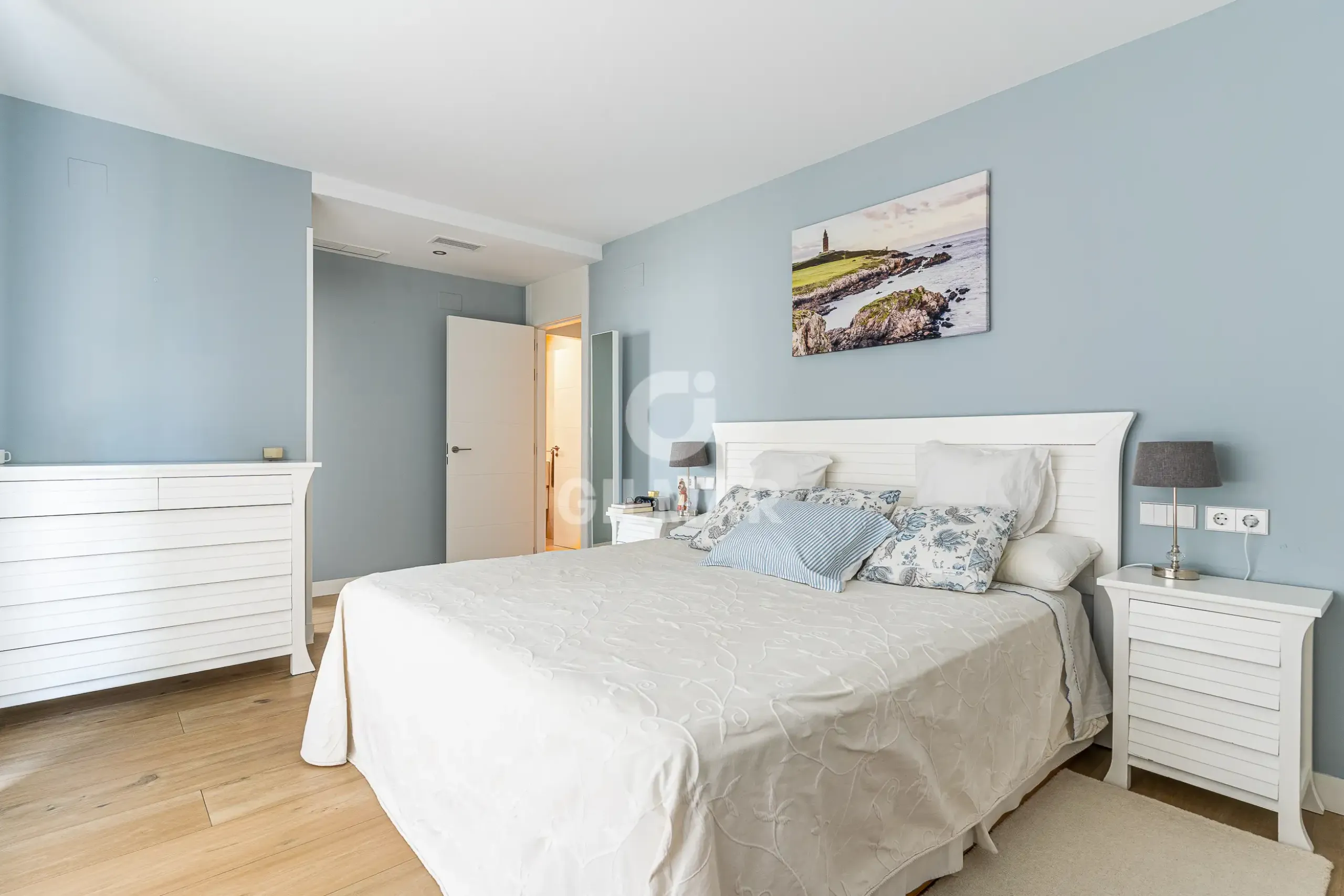 Semi-detached house in Peñagrande - Madrid