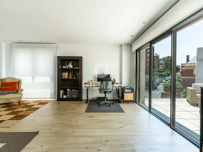 Semi-detached house in Peñagrande - Madrid