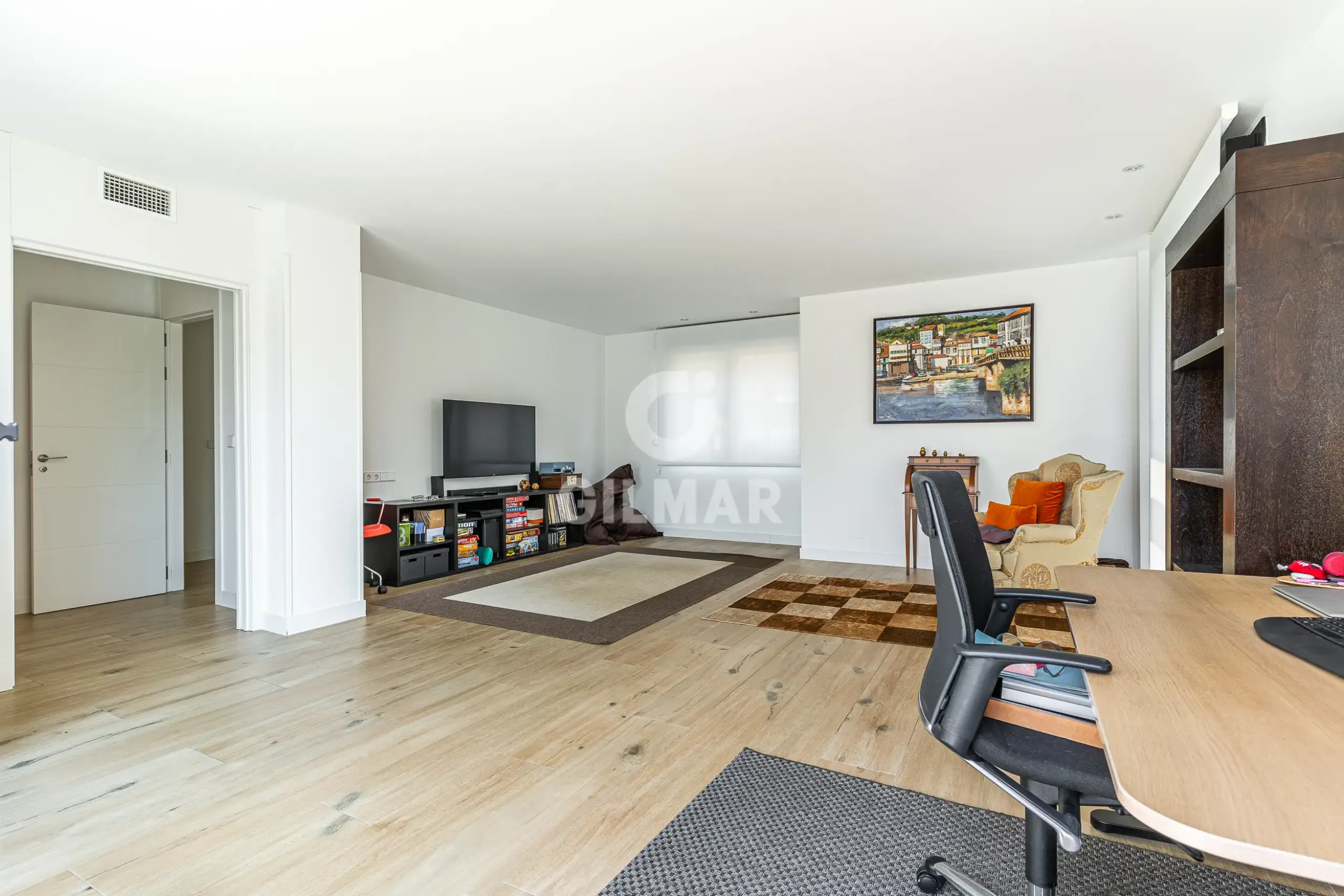 Semi-detached house in Peñagrande - Madrid