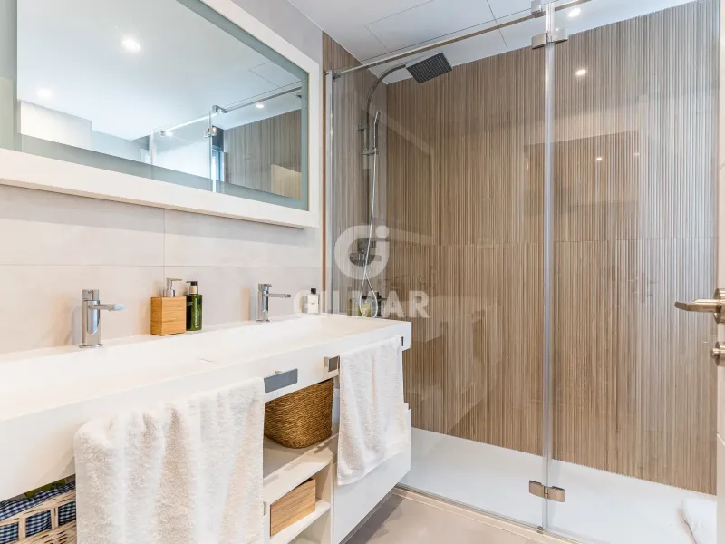 Semi-detached house in Peñagrande - Madrid