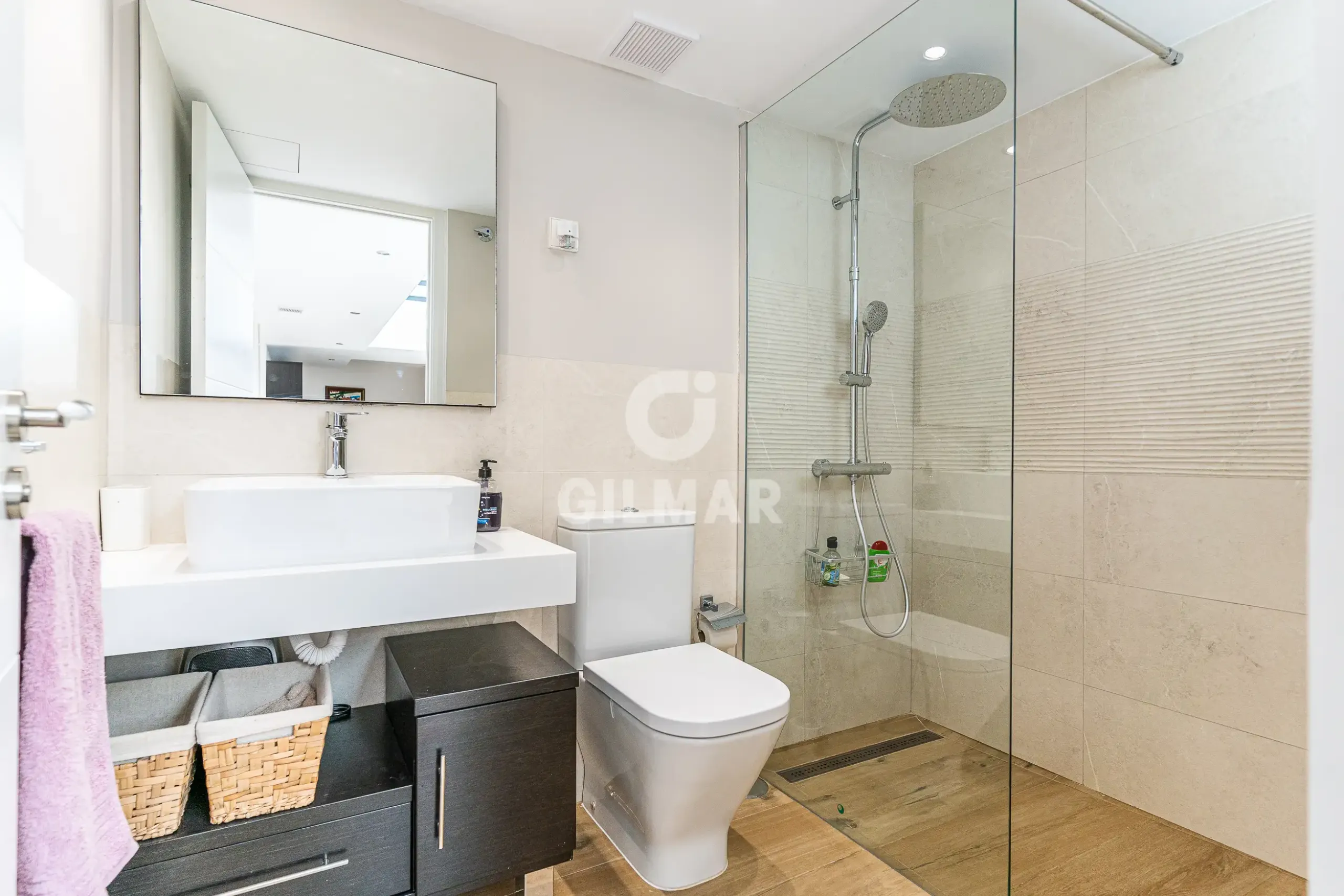 Semi-detached house in Peñagrande - Madrid