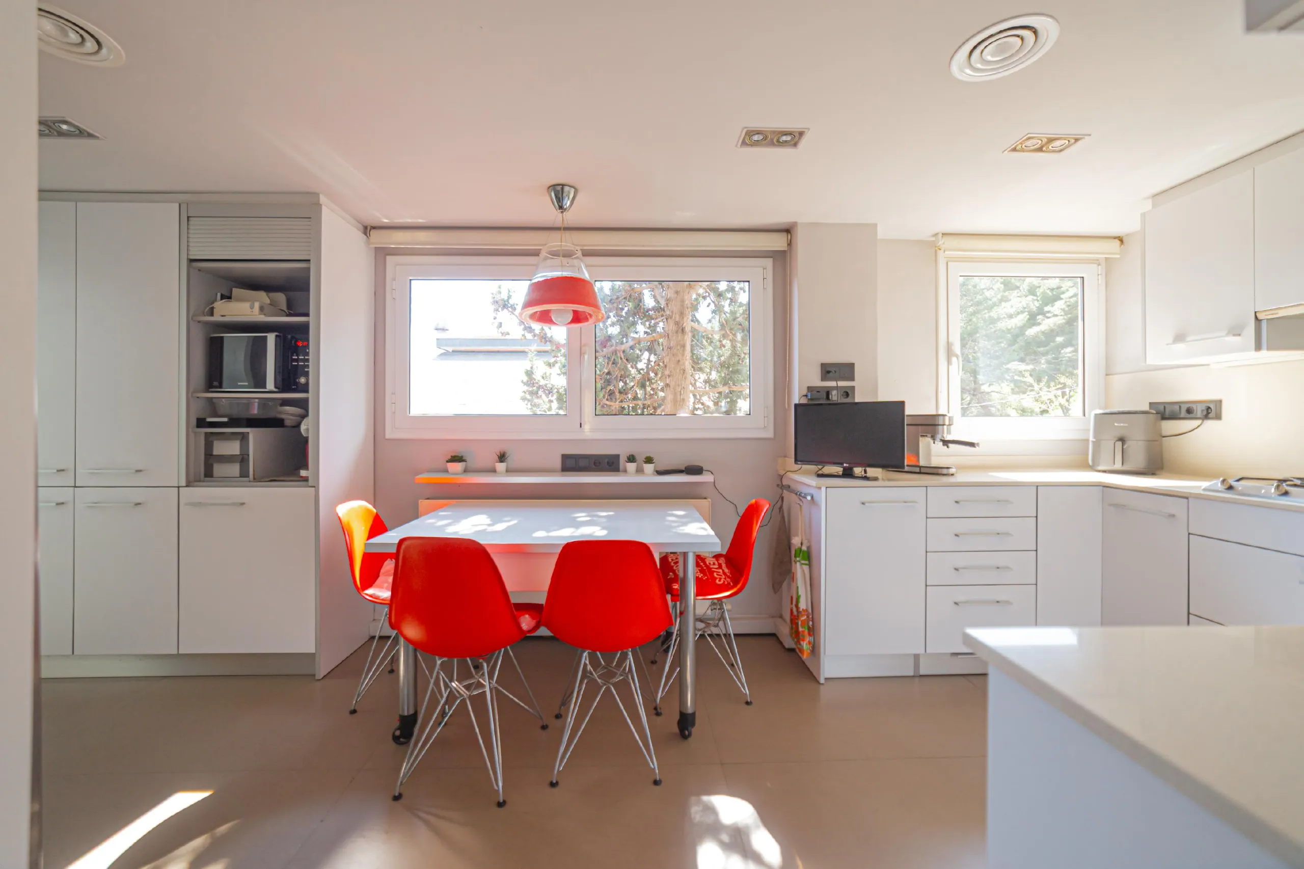 Impresionante dúplex, completamente reformado, en el barrio de Guinardó, Barcelona
