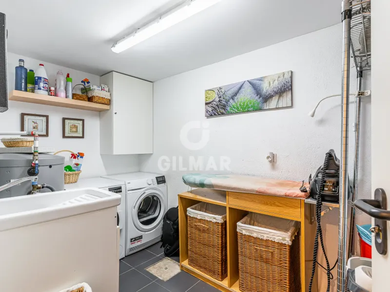 Semi-detached house in Peñagrande - Madrid