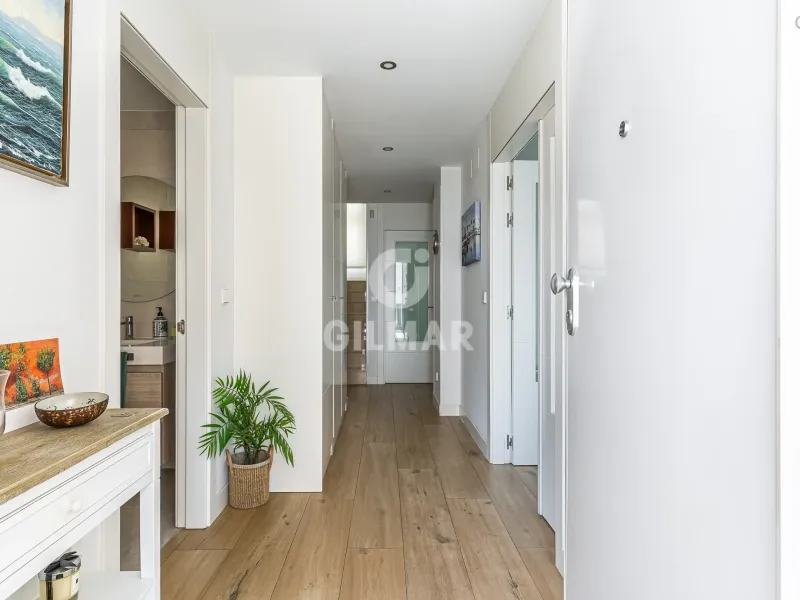 Semi-detached house in Peñagrande - Madrid