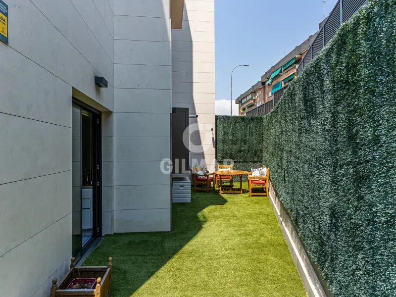 Semi-detached house in Peñagrande - Madrid