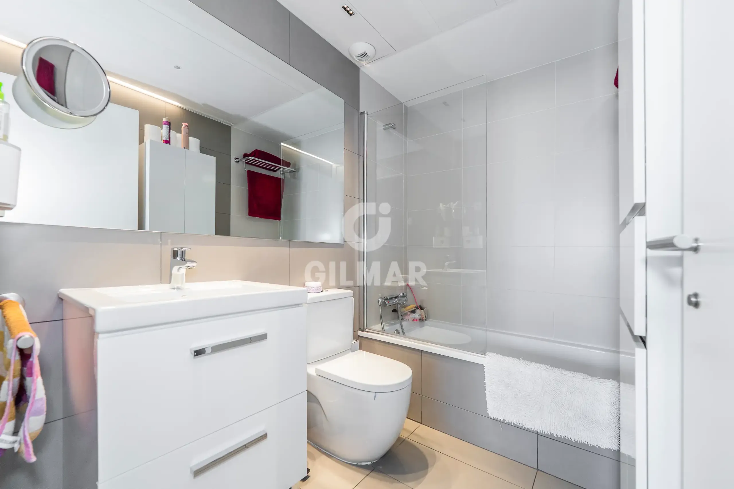 Piso en Valdefuentes - Madrid