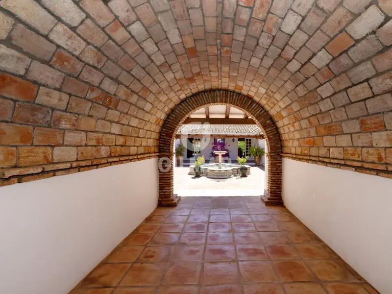 Villa in Benahavís - Málaga