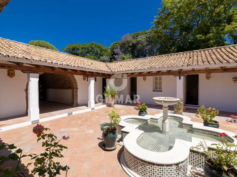 Villa in Benahavís - Málaga