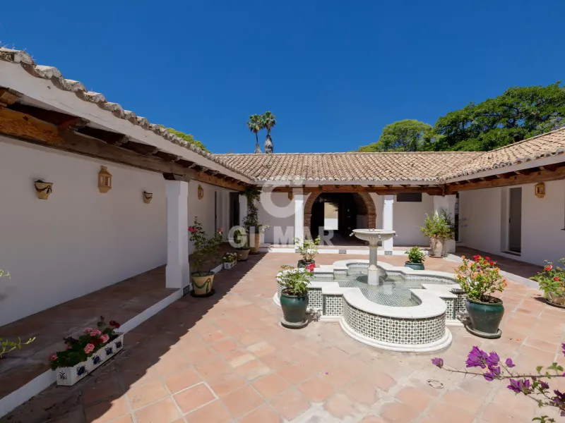 Villa in Benahavís - Málaga
