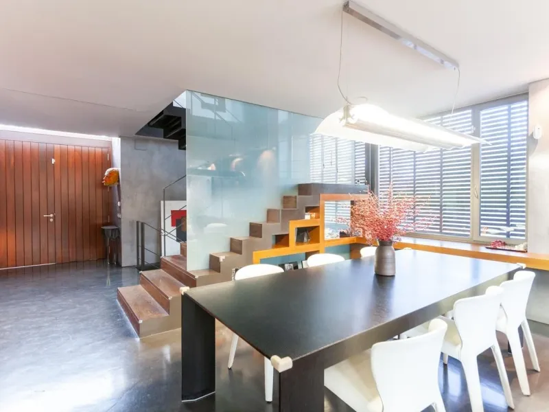 Modern Villa with Designer Finishes in Prestigious Sant Cugat Area, Barcelona