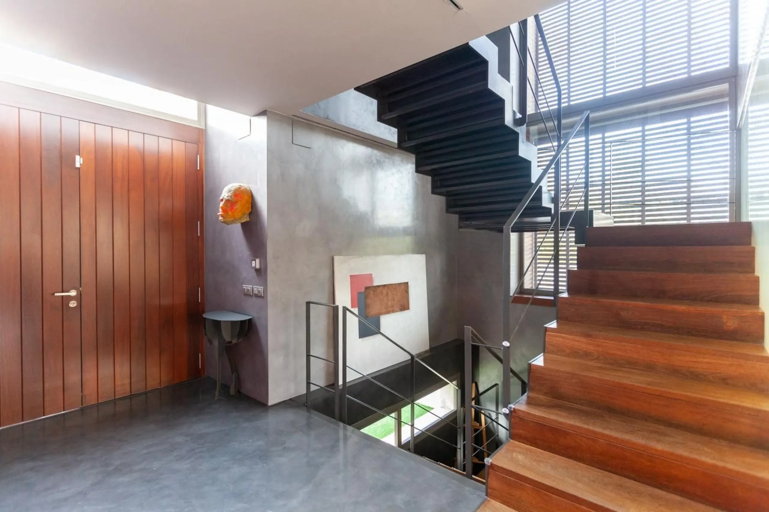Modern Villa with Designer Finishes in Prestigious Sant Cugat Area, Barcelona