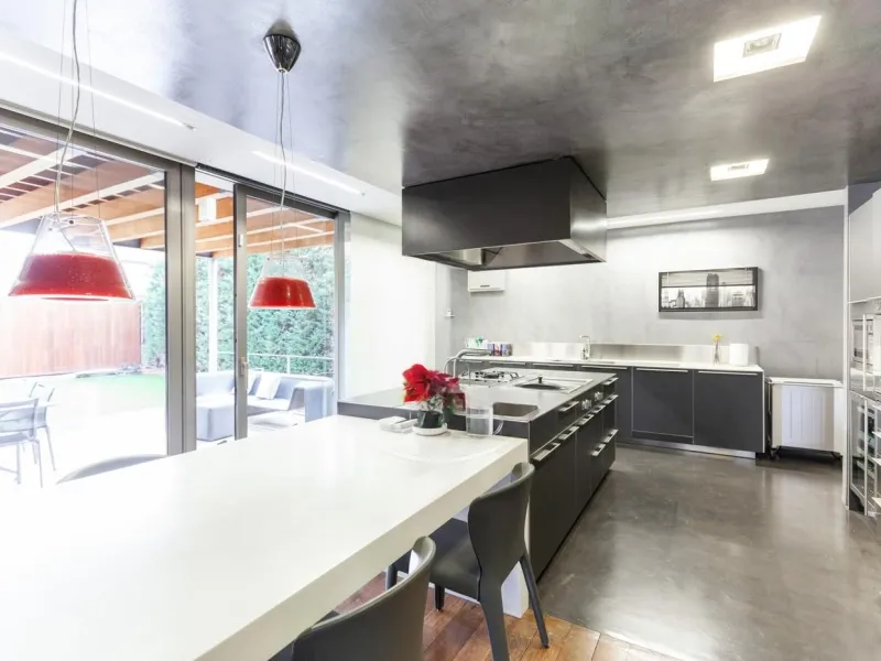 Modern Villa with Designer Finishes in Prestigious Sant Cugat Area, Barcelona