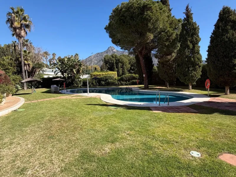 Exclusive ground-floor apartment on Marbella's Golden Mile