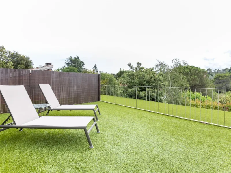 Villa moderna en zona prestigiosa junto al club de golf en Sant Cugat, Barcelona