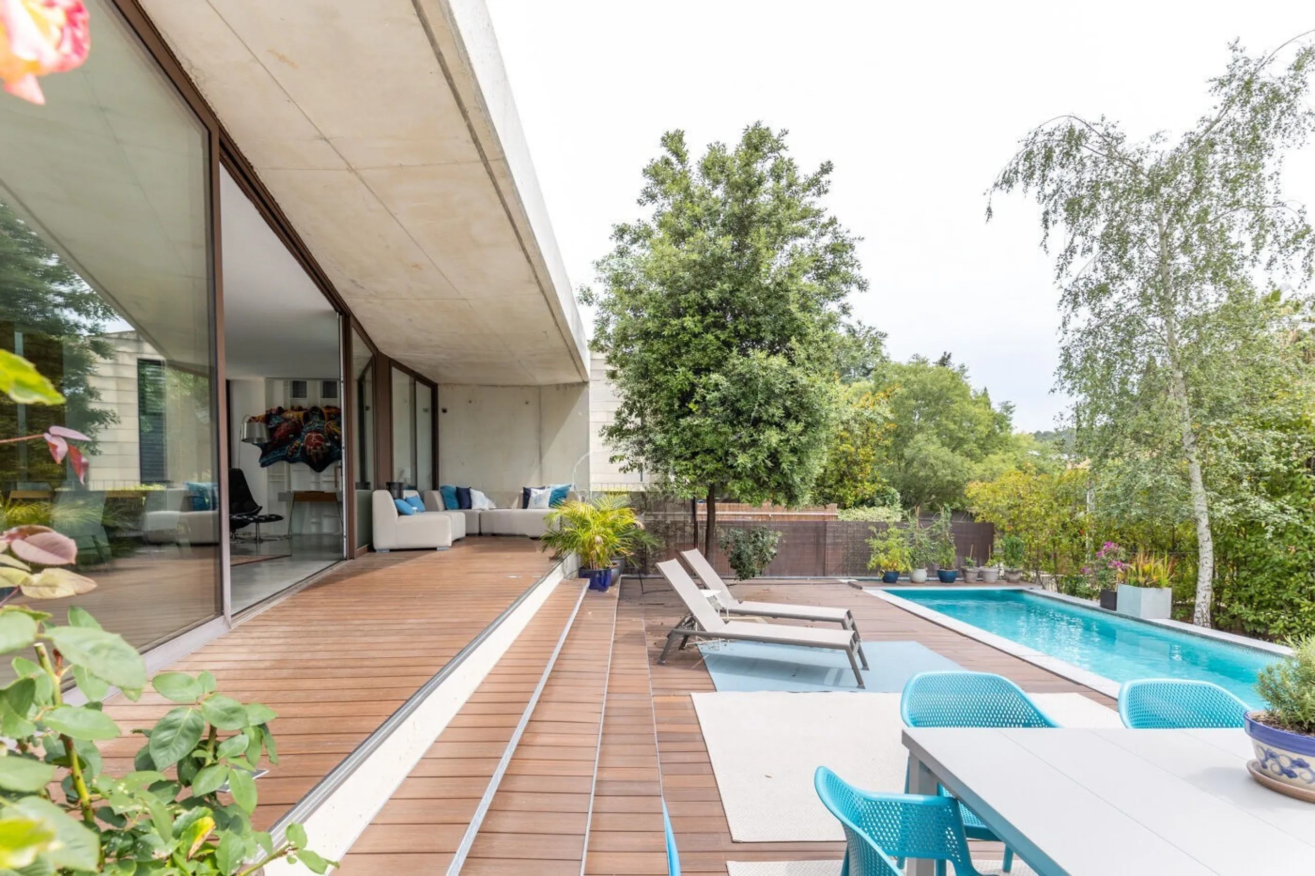 Villa moderna en zona prestigiosa junto al club de golf en Sant Cugat, Barcelona