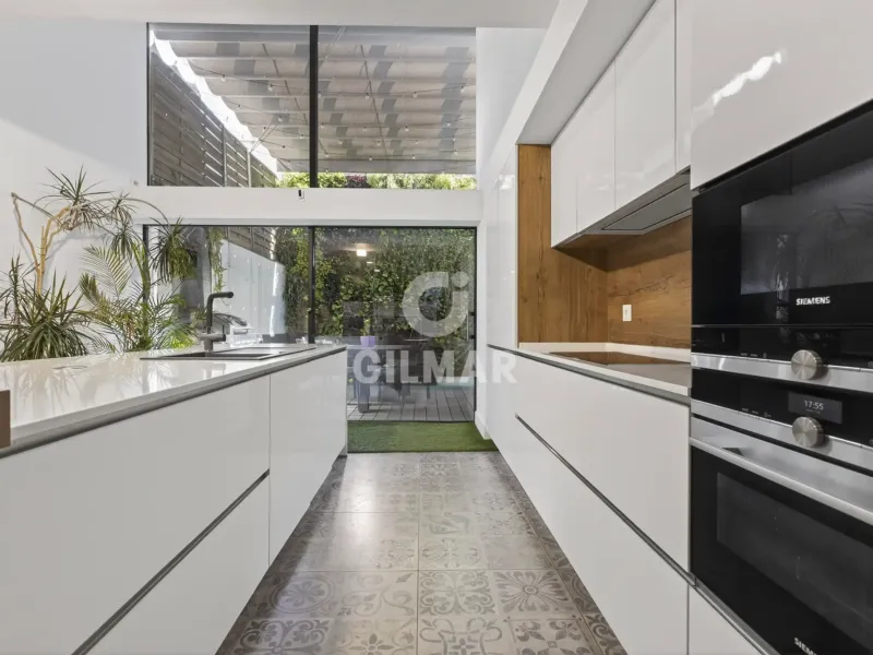 Townhouse in Nervión - Sevilla