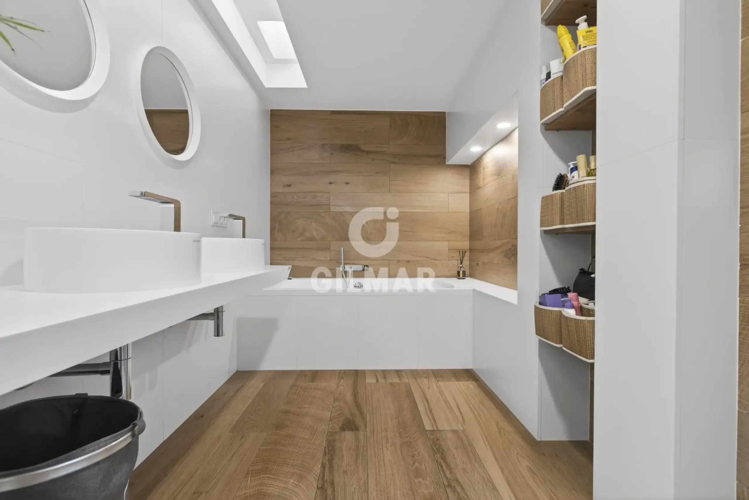 Townhouse in Nervión - Sevilla