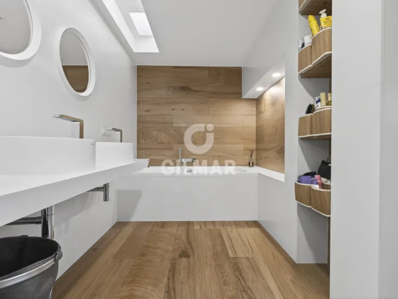 Townhouse in Nervión - Sevilla