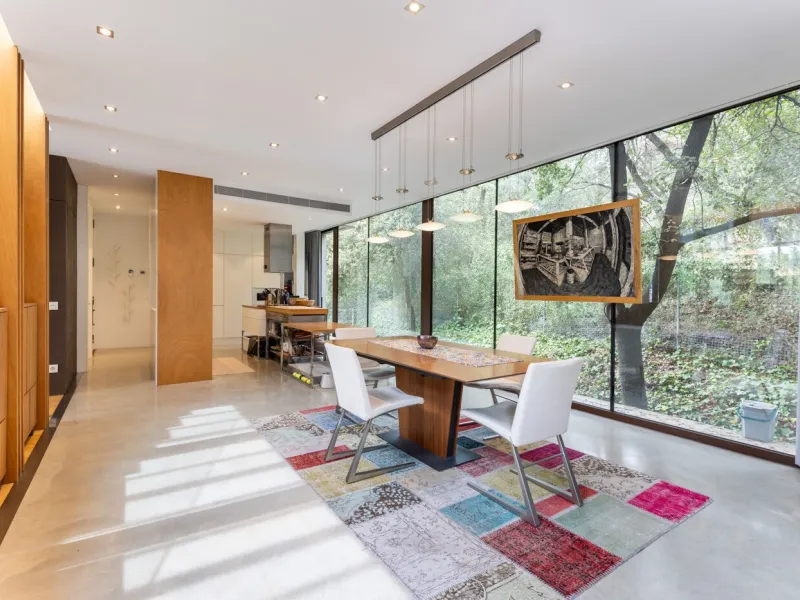 Villa moderna en zona prestigiosa junto al club de golf en Sant Cugat, Barcelona