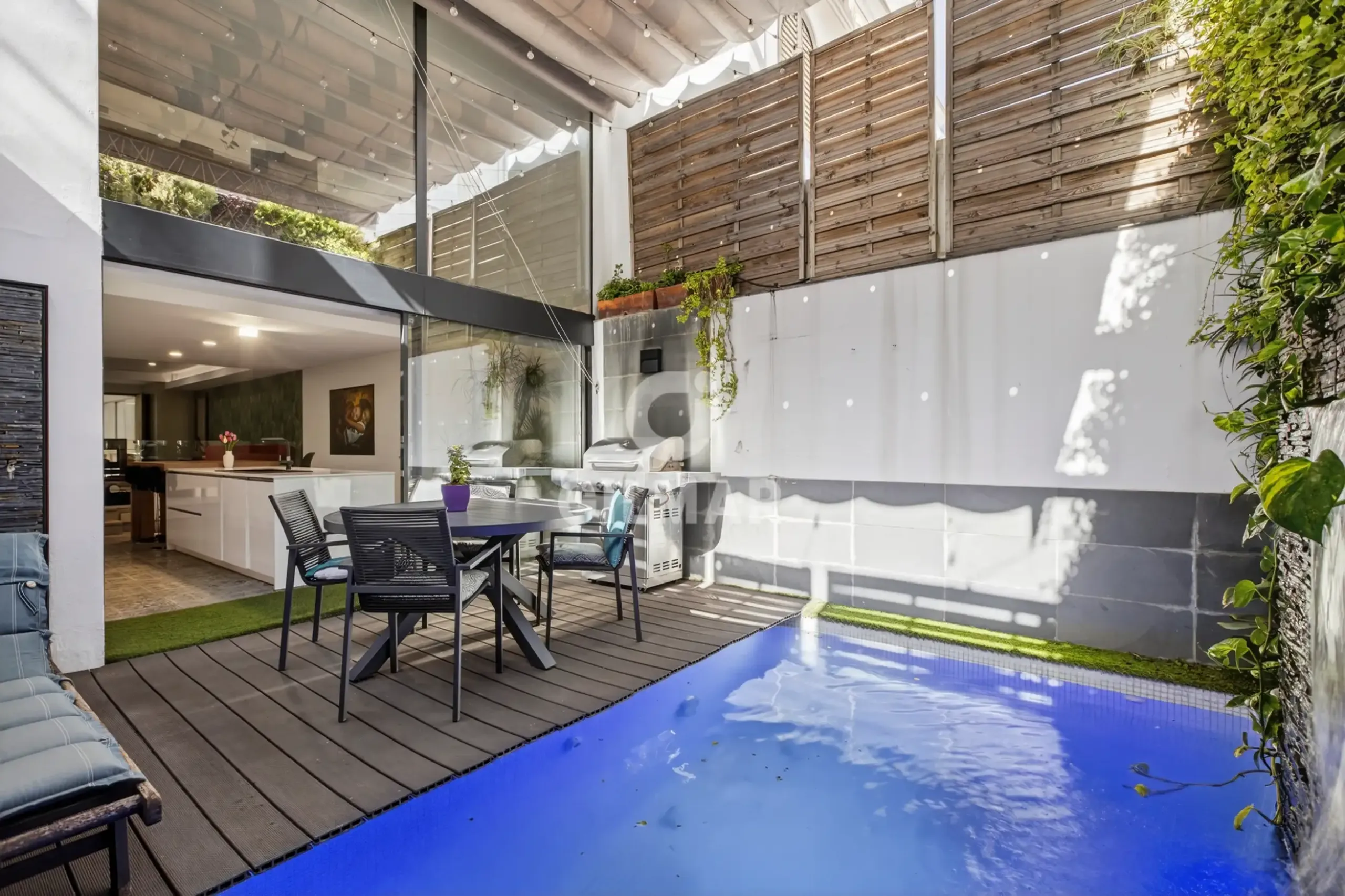Townhouse in Nervión - Sevilla
