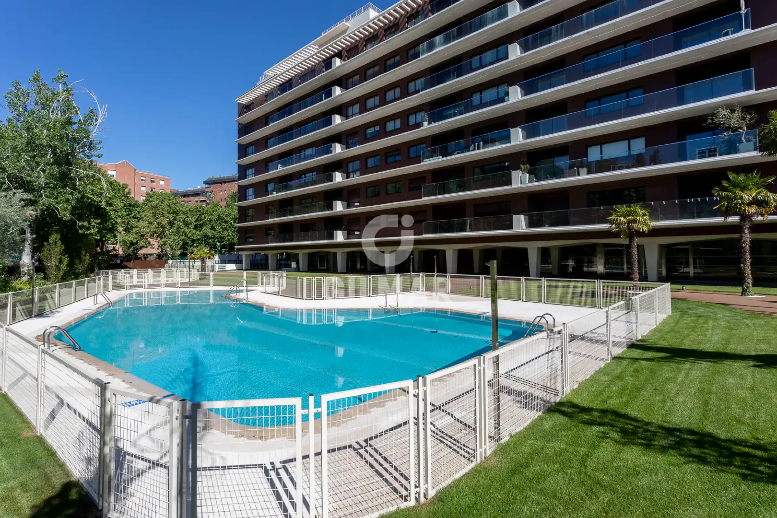 Apartment in Mirasierra - Madrid