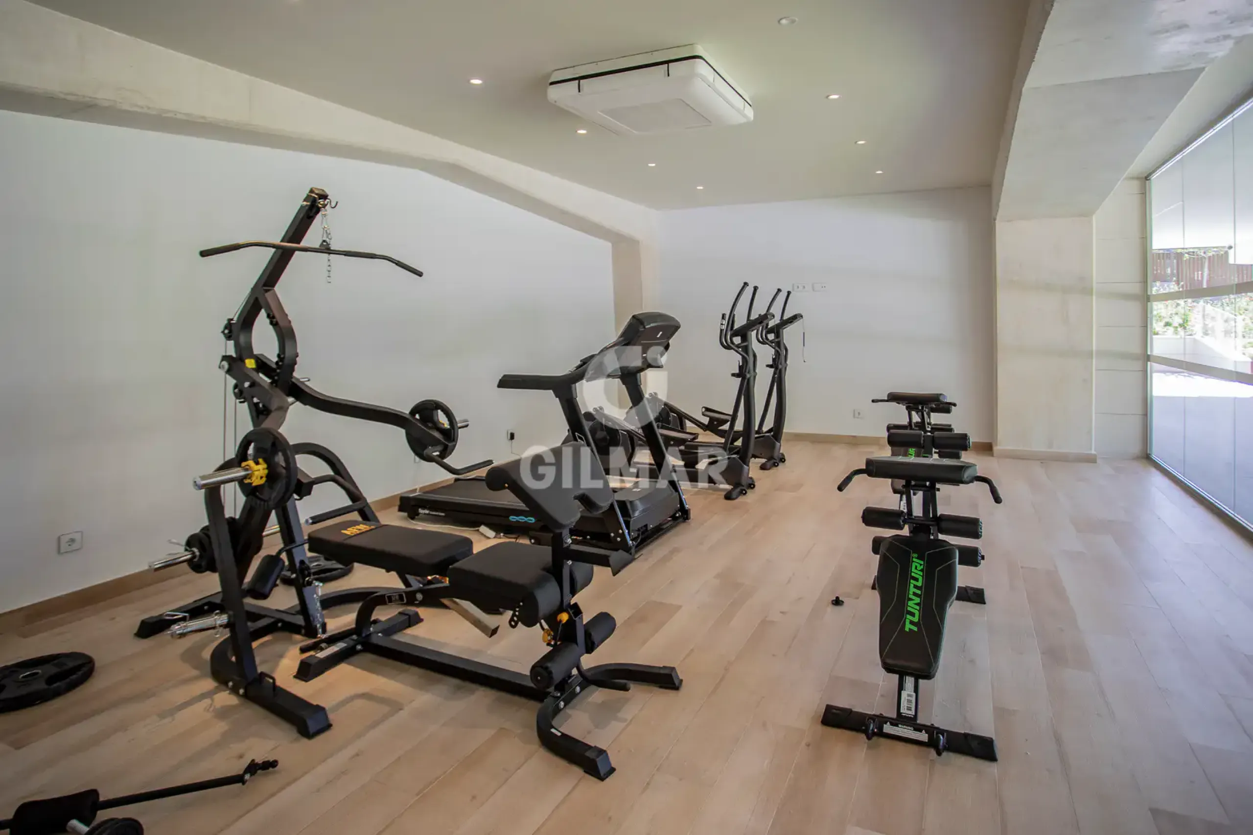 Apartment in Mirasierra - Madrid