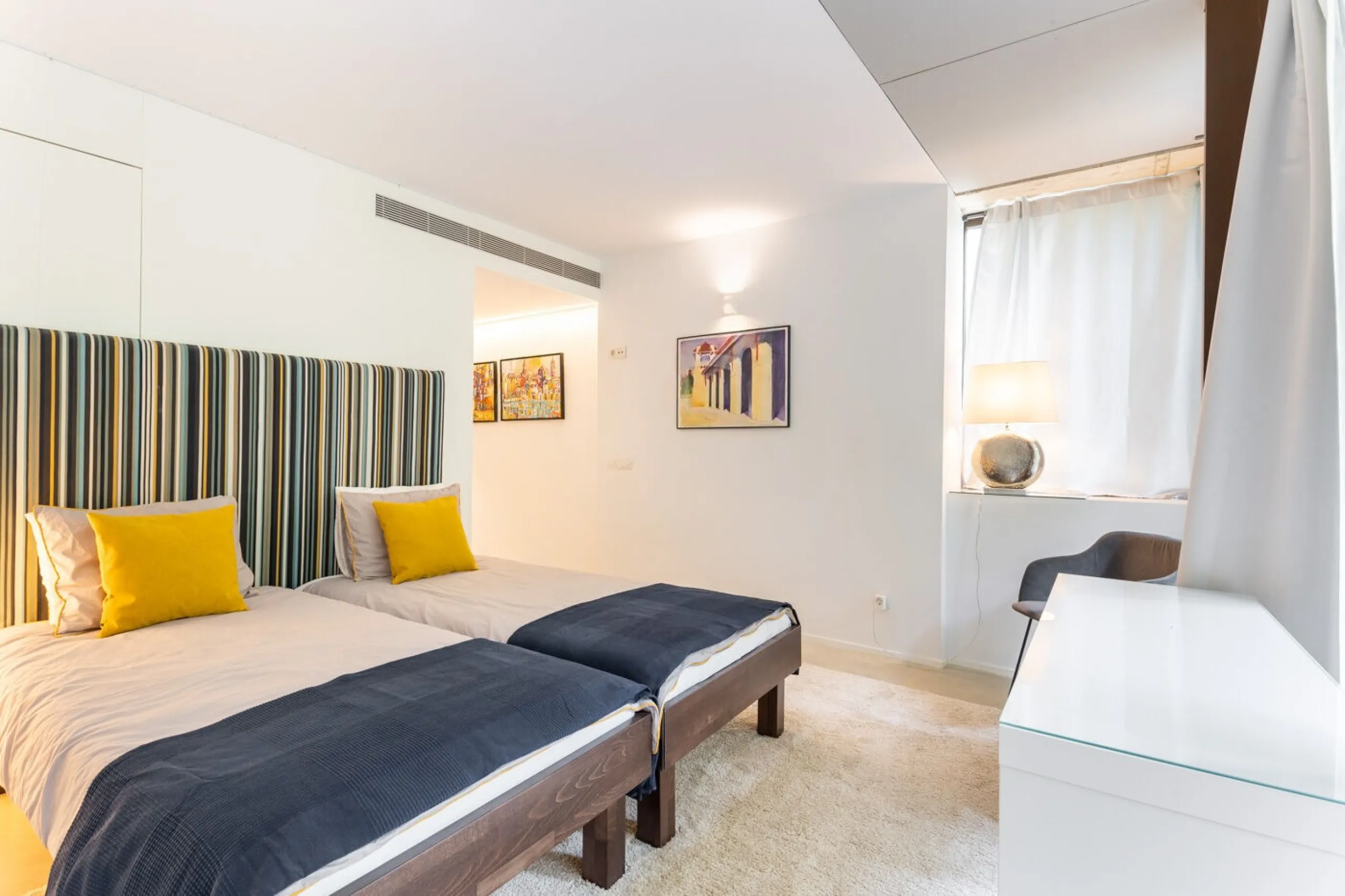 Villa moderna en zona prestigiosa junto al club de golf en Sant Cugat, Barcelona